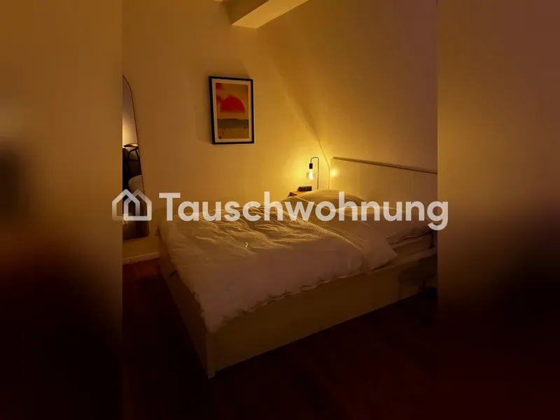 Tauschwohnung: Biete gemütliche NB 1-Zi. mit riesiger Dachterasse gg 3-Zi. — photo 1